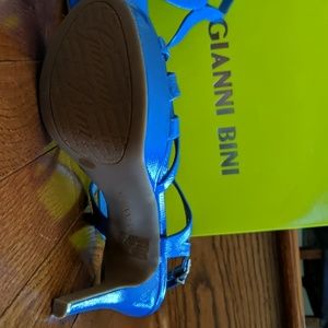 Gianni Bini Shoes - New Gianni Bini high strappy sandals Gianni Bini Shoes - New Gianni Bini high strappy sandals